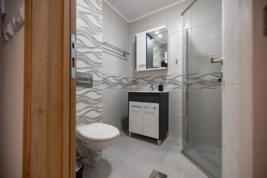 Deluks studio sa br krevetom